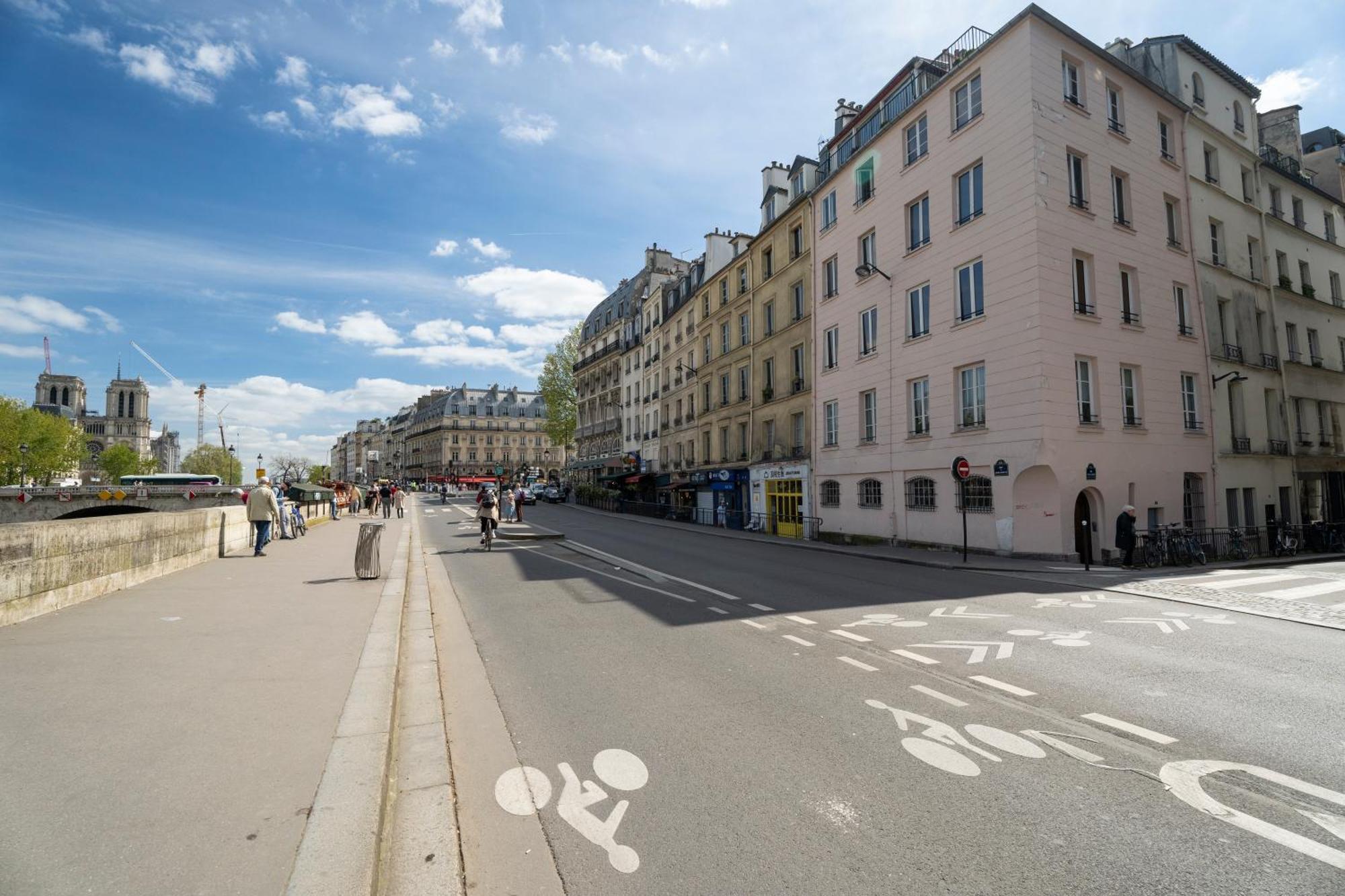 פריז Appartement 30M2 Cosy A 5 Min A Pied Du Musee Du Louvre מראה חיצוני תמונה